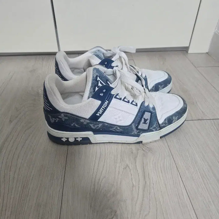 [BUNJANG] Louis Vuitton Blue Denim Sneakers / 루이비통 블루 데님 스니커즈