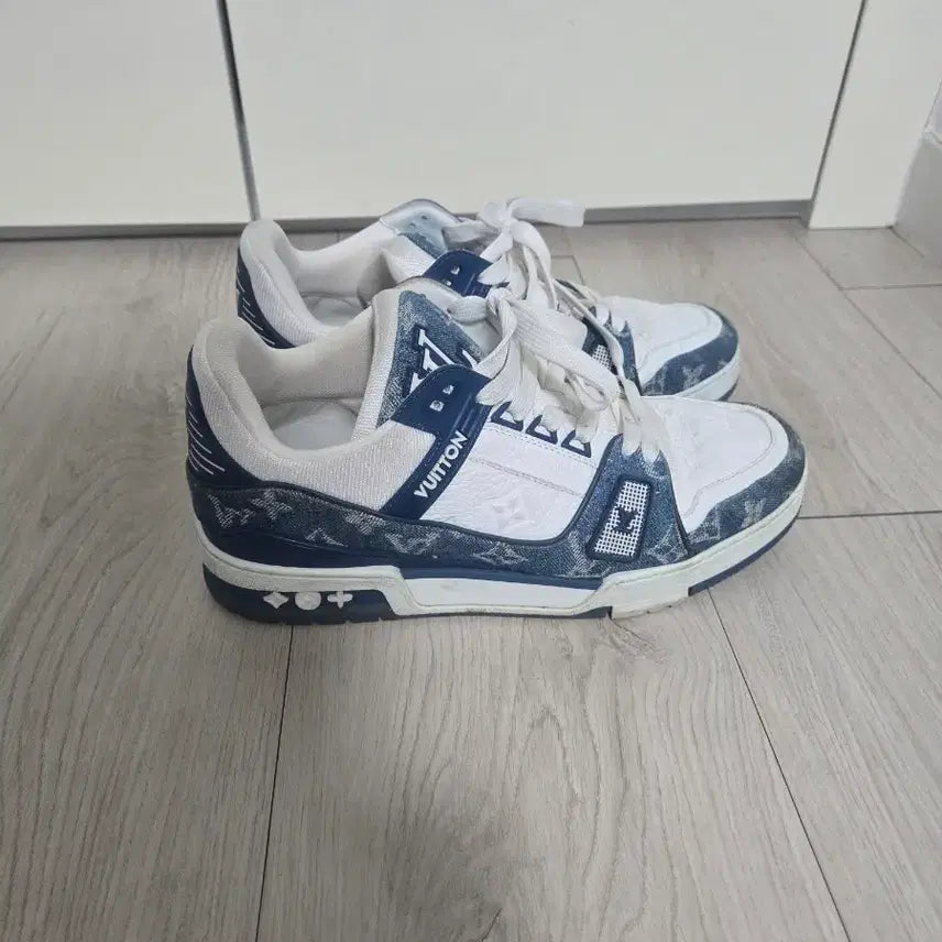 [BUNJANG] Louis Vuitton Blue Denim Sneakers / 루이비통 블루 데님 스니커즈