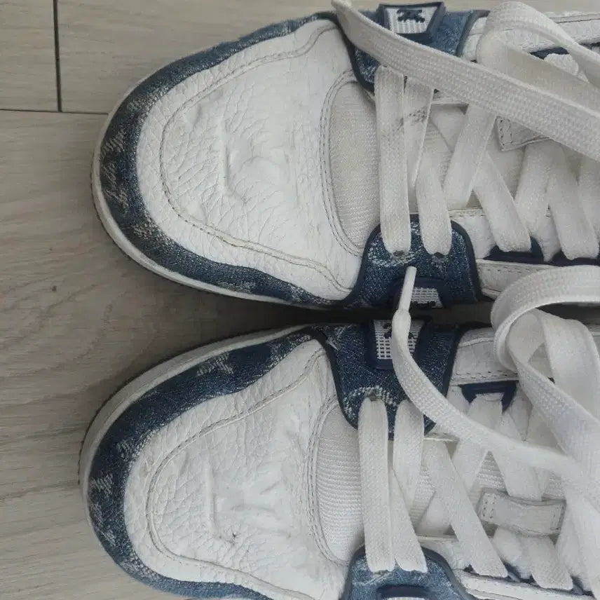 [BUNJANG] Louis Vuitton Blue Denim Sneakers / 루이비통 블루 데님 스니커즈
