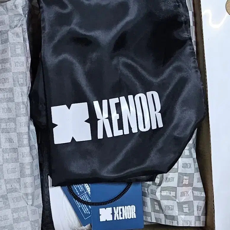 [BUNJANG] XENOR X9 Futsal Shoes / XENOR(제너) X9 풋살화 260mm