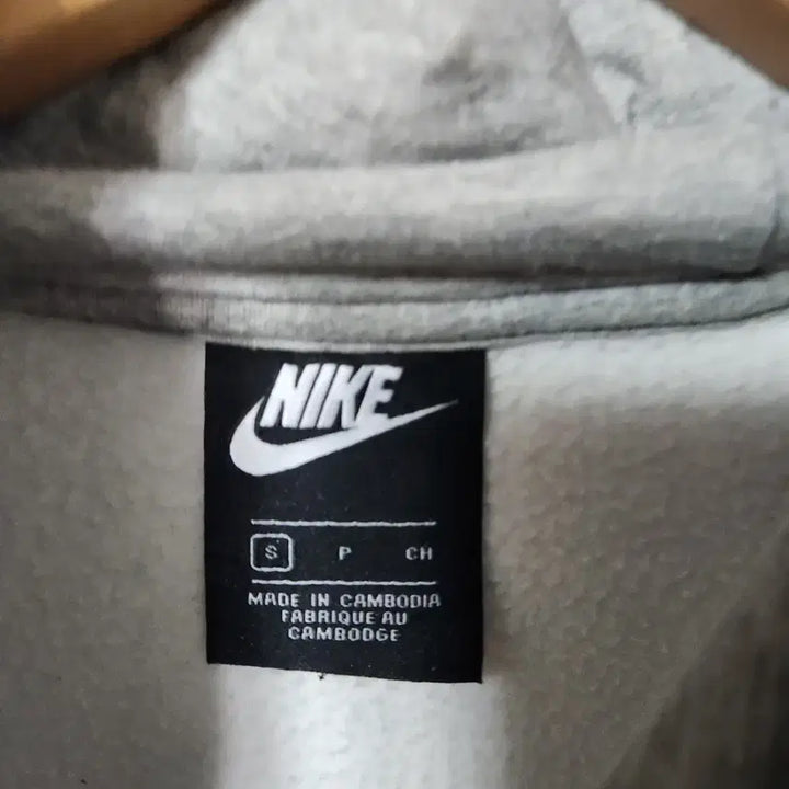 [BUNJANG] Nike Hooded Sweatshirt / J496 [S] 나이키 후드 티셔츠