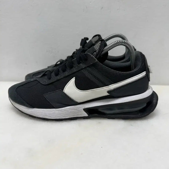 [BUNJANG] Nike Air Max Pre-Day Sneakers / (255)나이키 운동화 에어맥스 프리데이
