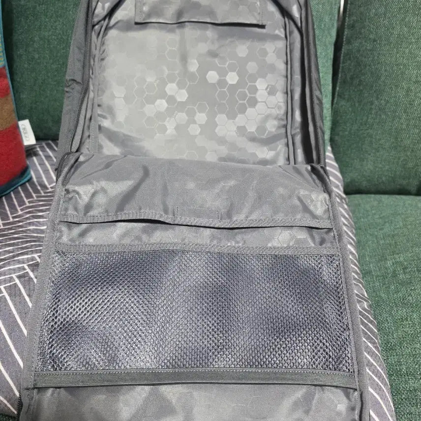 [BUNJANG] Descente Athletic Backpack S9126HBP13 DGY / 데상트 애슬레틱 백팩 S9126HBP13 DGY 팝니다