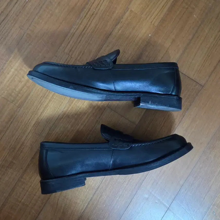 [BUNJANG] Lost Garden Officer Loafer Black Shoes / 로스트가든 유니폼 오피서 로퍼 270(42)