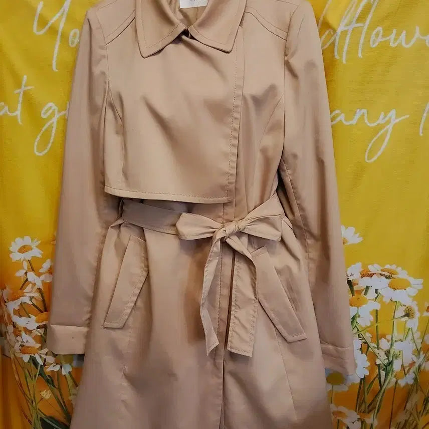 [BUNJANG] LINE Beige Trench Coat (Size 66) / LINE 베이지색 트렌치 코트 66