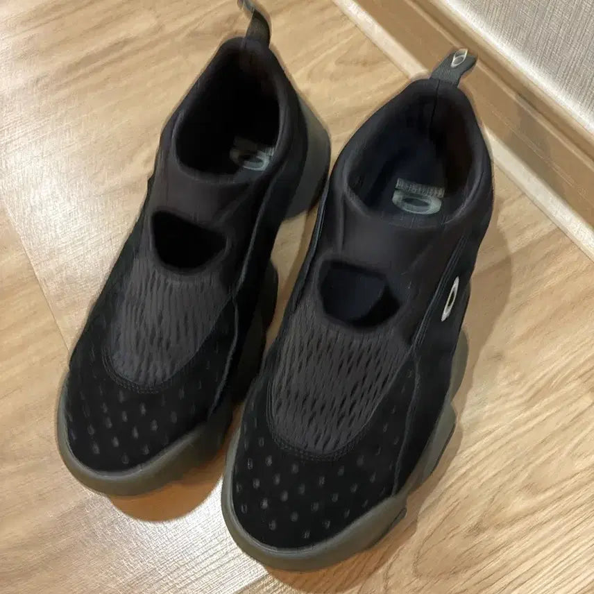 [BUNJANG] Oakley FLESH Black Sneakers 290 / 오클리 FLESH 플레쉬 블랙 스니커즈 290