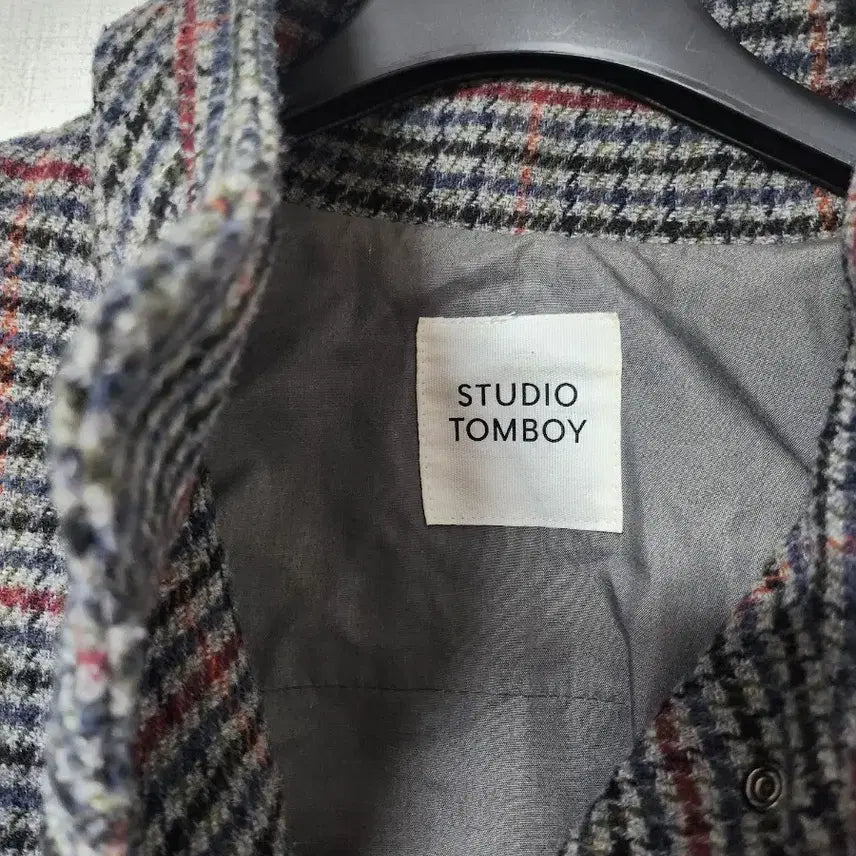 [BUNJANG] Studio Tomboy Check Pattern High-Neck Jacket / 스튜디오 톰보이 체크 패턴 하이넥 자켓