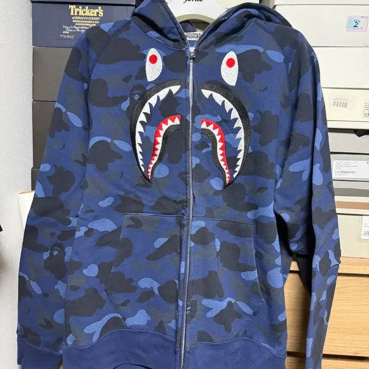 [SOLD OUT] 배이프 후드집업