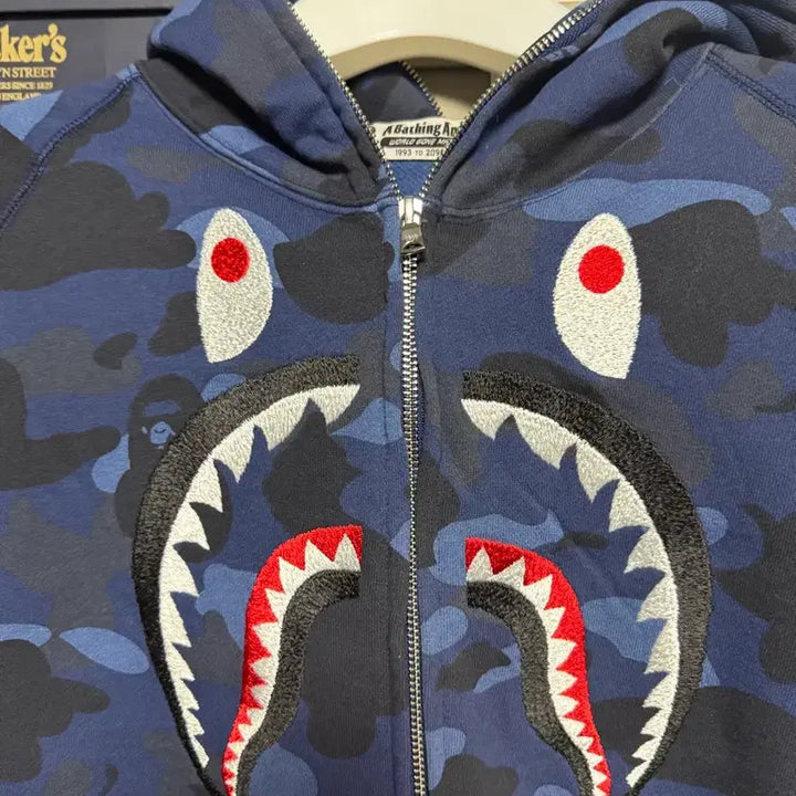 [SOLD OUT] 배이프 후드집업