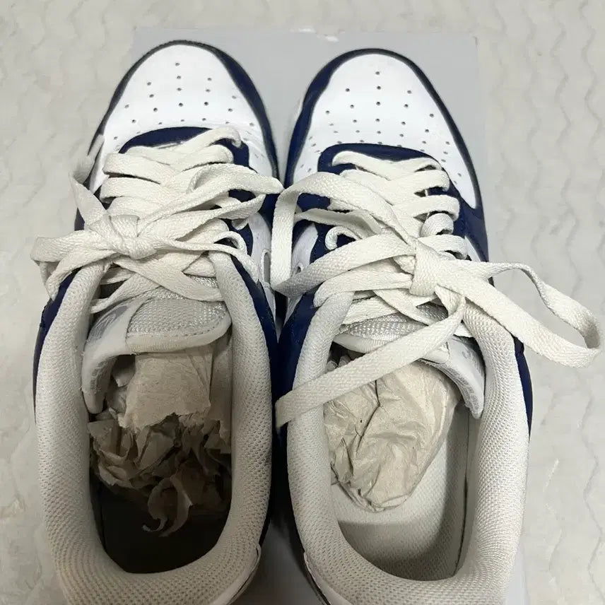 [BUNJANG] Nike Air Force 1 Cut-Out Swoosh Midnight Navy Sneakers / 에어포스1 컷아웃 스우시 미드나잇네이지 판매합니다