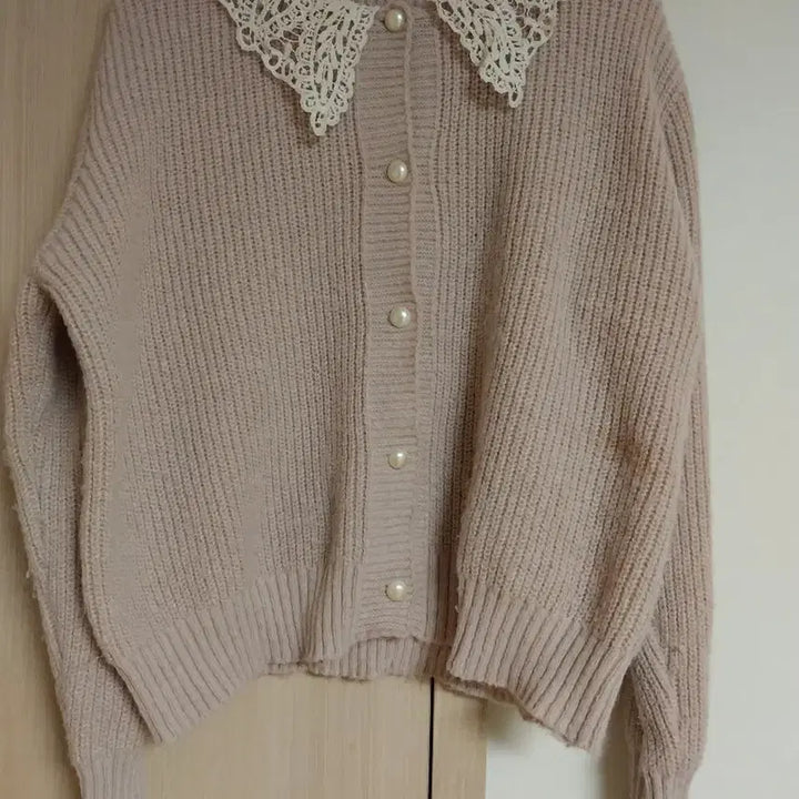 [BUNJANG] Lace Collar Pearl Button Cardigan / 빅사이즈 레이스 카라 진주 버튼 가디건 77 통통66