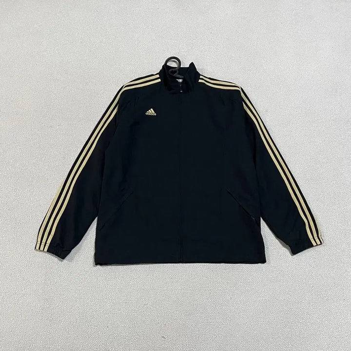 [BUNJANG] Adidas Gold Trim Windbreaker Jacket / XL 아디다스 금장 바람막이 N.3461