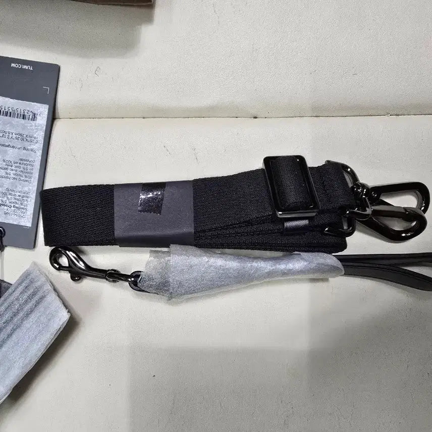 [BUNJANG] TUMI Harrison Crossbody Bag / 투미 해리슨 크로스바디