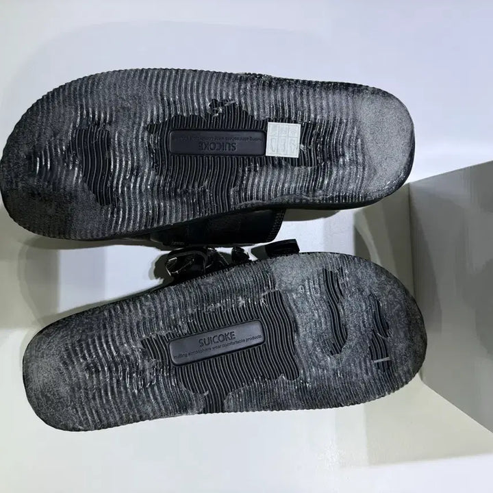 [BUNJANG] Suicoke Toga Studded Slippers 280 / 수이코크 토가 슬리퍼 280