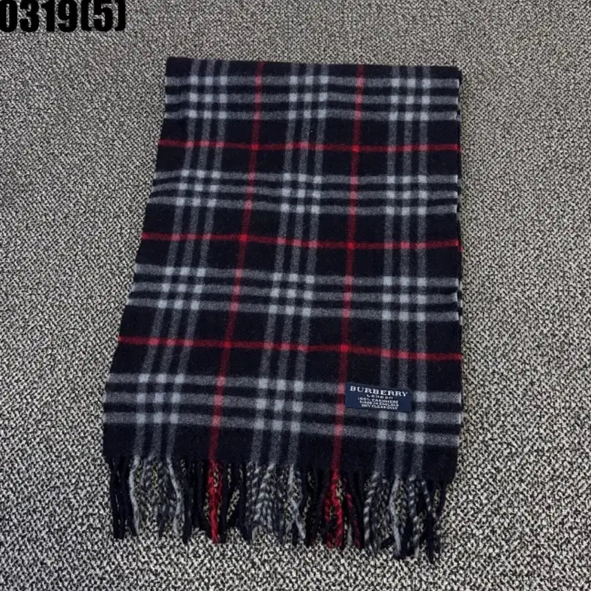 [BUNJANG] Burberry Black Check Cashmere Scarf / 버버리 블랙 체크 캐시미어 머플러 0319