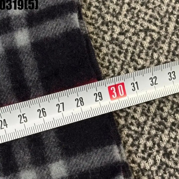 [BUNJANG] Burberry Black Check Cashmere Scarf / 버버리 블랙 체크 캐시미어 머플러 0319