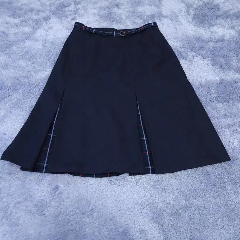 [SOLD OUT] [87] 버버리 치마 스커트