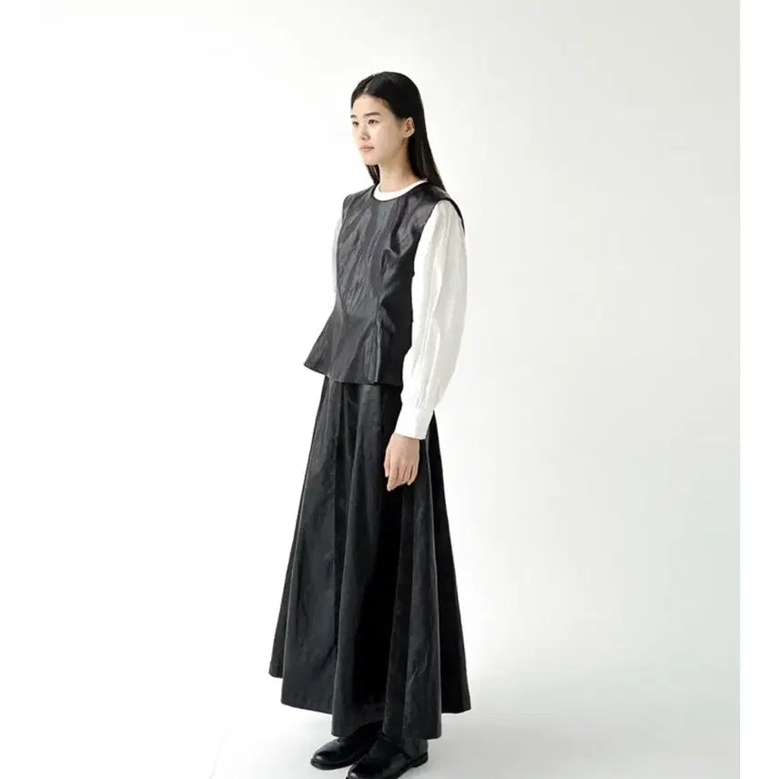 [BUNJANG] Uenoia Leather Setup Skirt / 유노이아 레더 셋업 스커트