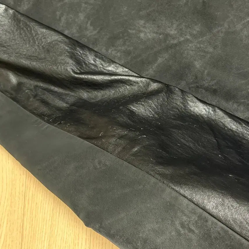 [BUNJANG] Uenoia Leather Setup Skirt / 유노이아 레더 셋업 스커트