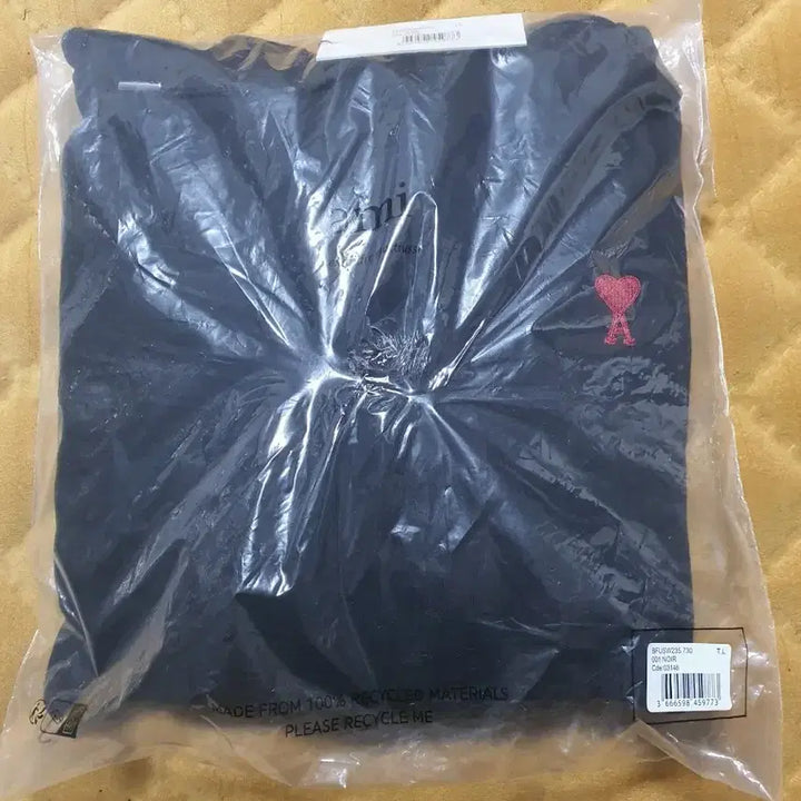[BUNJANG] AMI Small Heart Black Hoodie L / 아미 스몰 하트 블랙 후드티 L