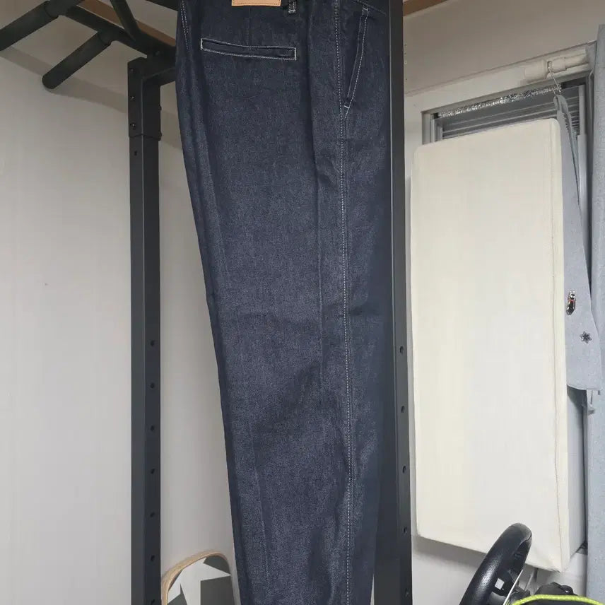 [SOLD OUT] 피스워커 데님 바지 One tuck trouser XL