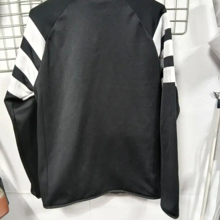[BUNJANG] Adidas Black Track Top 100 / 아디다스 블랙 삼선 트랙탑100