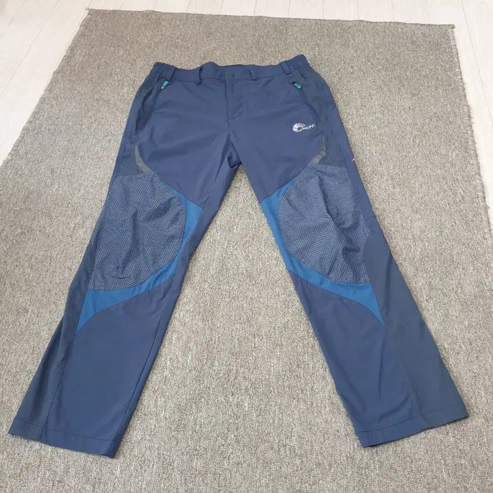 [BUNJANG] Nepa Navy Hiking Pants M / 네파 등산 바지 네이비 m 29~30 좋아요아주 편안 깨끗합니다