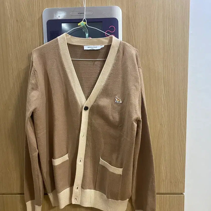 [BUNJANG] Maison Kitsune Fox Patch Cardigan Beige / 메종키츠네 폭스 패치 가디건 베이지