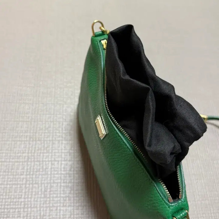 [SOLD OUT] 돌체앤가바나 여성 크로스백