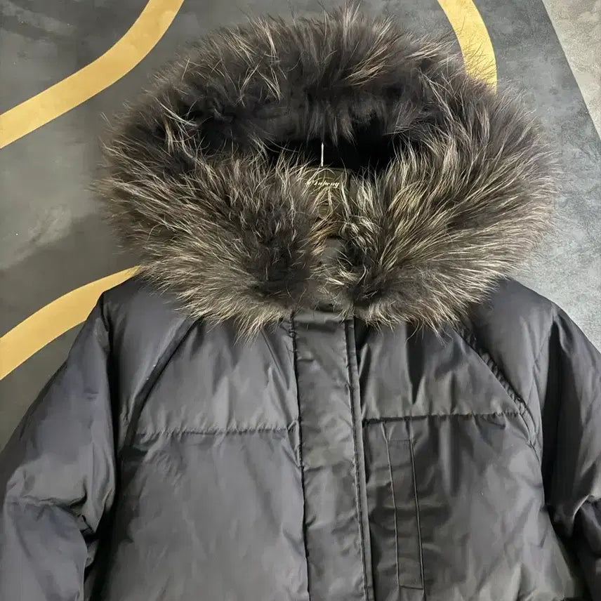 [BUNJANG] Beanpole Fox Fur Oversized Long Down Jacket / 빈폴폭스퍼오버핏롱패딩