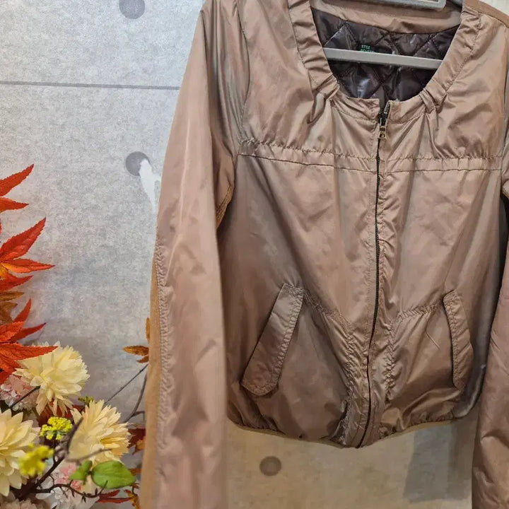 [SOLD OUT] 베네통 여성 봄버 자켓