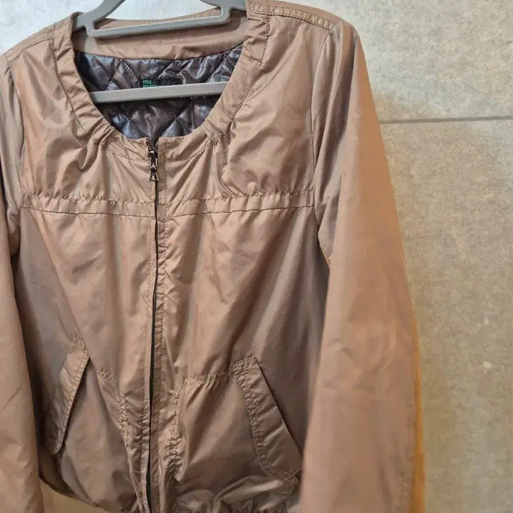 [SOLD OUT] 베네통 여성 봄버 자켓
