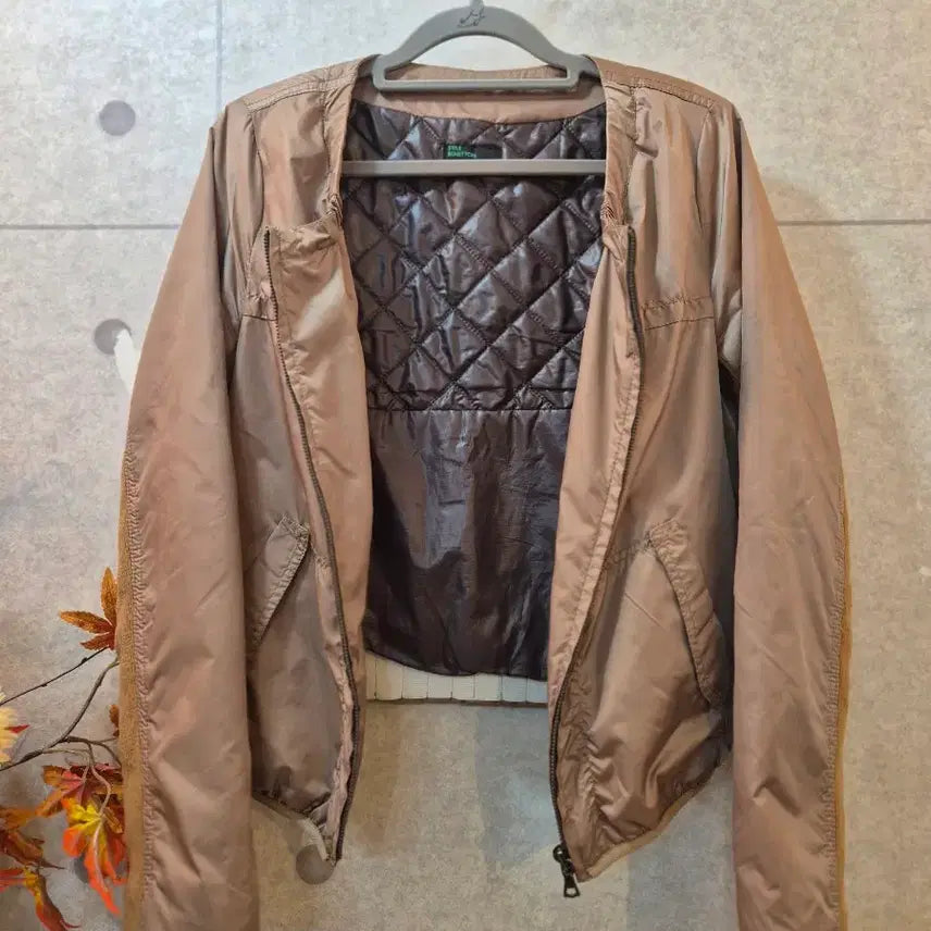[SOLD OUT] 베네통 여성 봄버 자켓