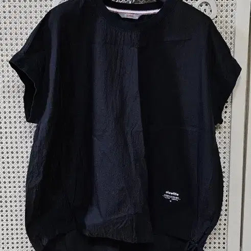 [BUNJANG] sthree Black Shirring Short Sleeve T-shirt / sthree 블랙 셔링 반팔 티셔츠