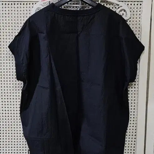 [BUNJANG] sthree Black Shirring Short Sleeve T-shirt / sthree 블랙 셔링 반팔 티셔츠