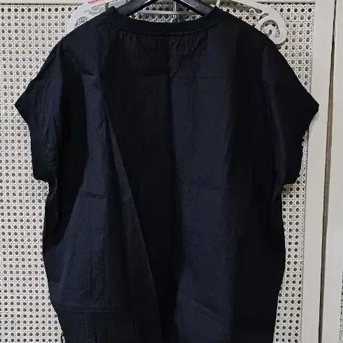 [BUNJANG] sthree Black Shirring Short Sleeve T-shirt / sthree 블랙 셔링 반팔 티셔츠