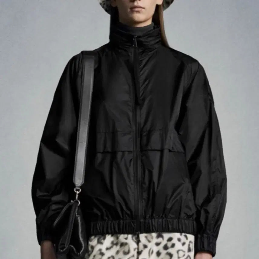 [BUNJANG] Moncler Groseille Windbreaker Jacket Black / [B급/1] 몽클레어 groseille 바람막이 자켓 블랙