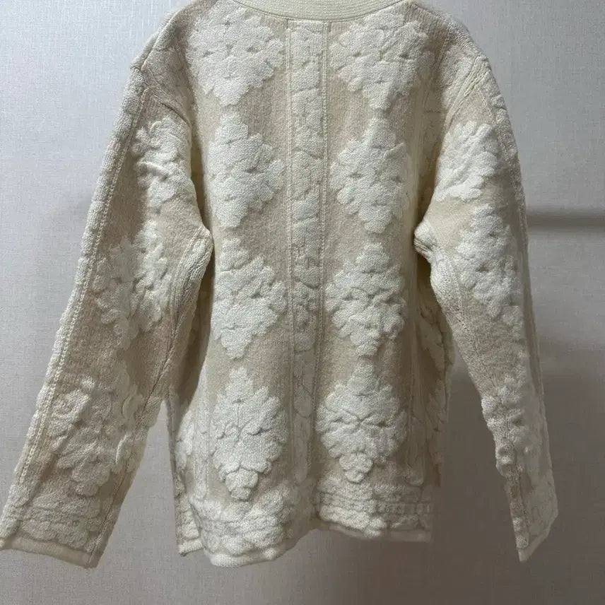 [BUNJANG] Floral Jacquard Knit Cardigan / (새상품) 플라워 패턴 자가드 니트 가디건