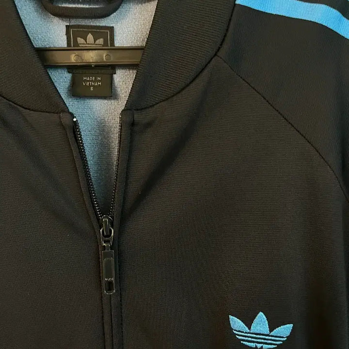 [BUNJANG] Adidas Firebird Sky Blue Jersey [S] / 아디다스 파이어버드 스카입 블루 져지 [S]