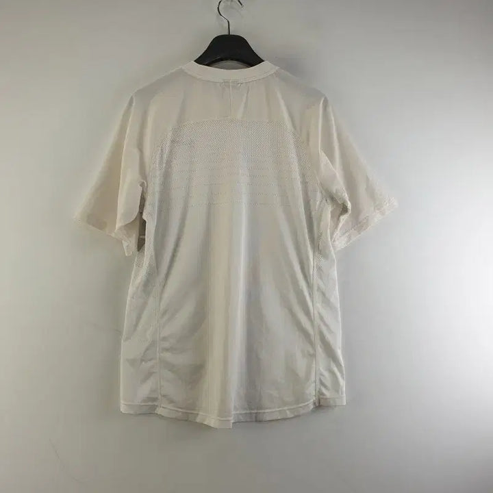 [SOLD OUT] 나이키 남성105 화이트 스우시 반팔티 M3244