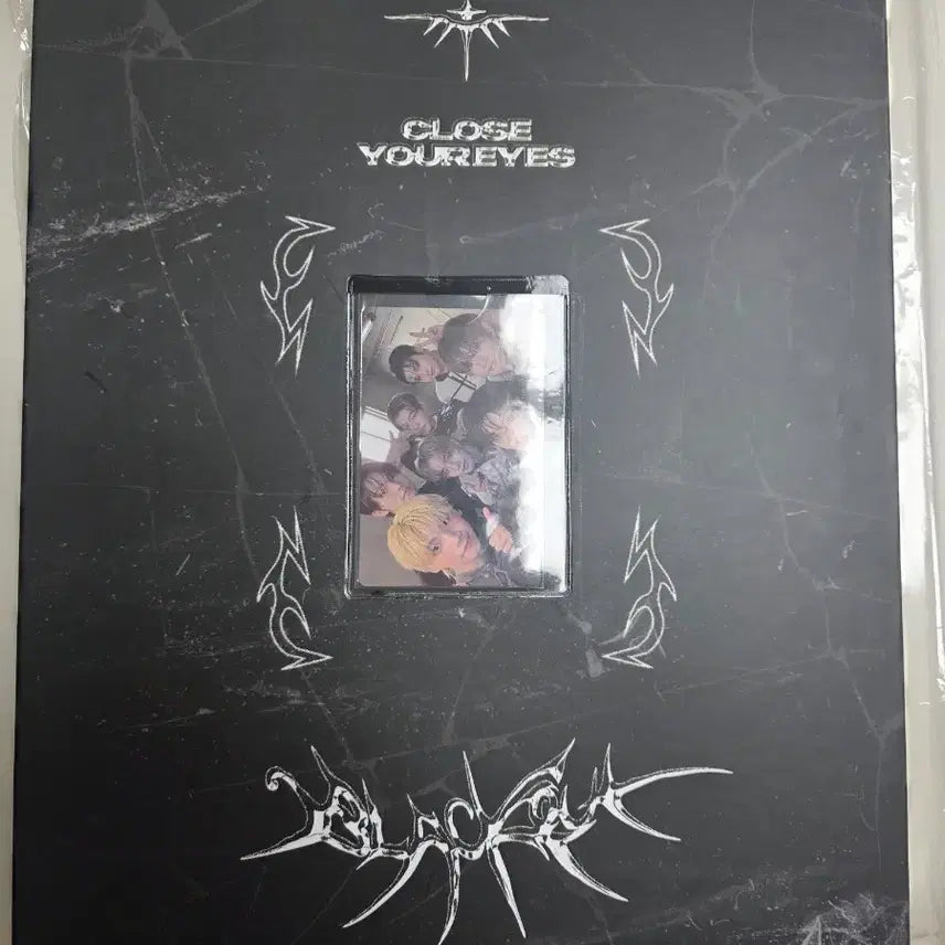 [BUNJANG] Close Your Eyes 100 Photocard + Official Binder Bundle Set / 클로즈유어아이즈 클유아 100종포카 +공식바인더 양도