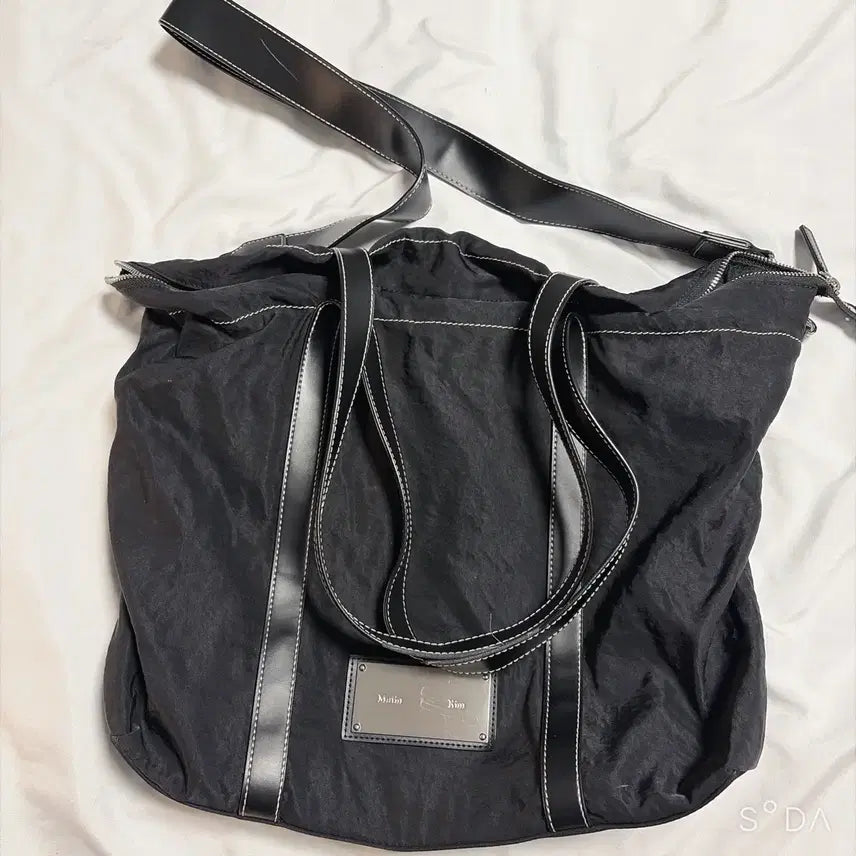 [SOLD OUT] 마뗑킴 패브릭 쇼퍼백 블랙