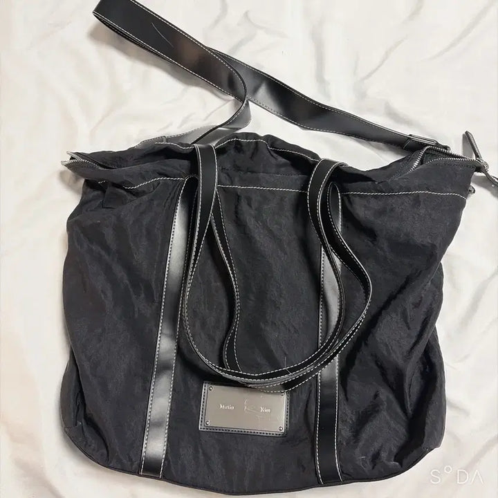 [SOLD OUT] 마뗑킴 패브릭 쇼퍼백 블랙