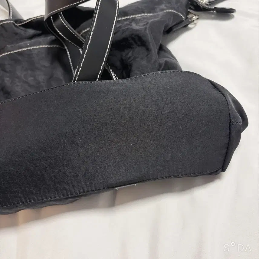 [SOLD OUT] 마뗑킴 패브릭 쇼퍼백 블랙