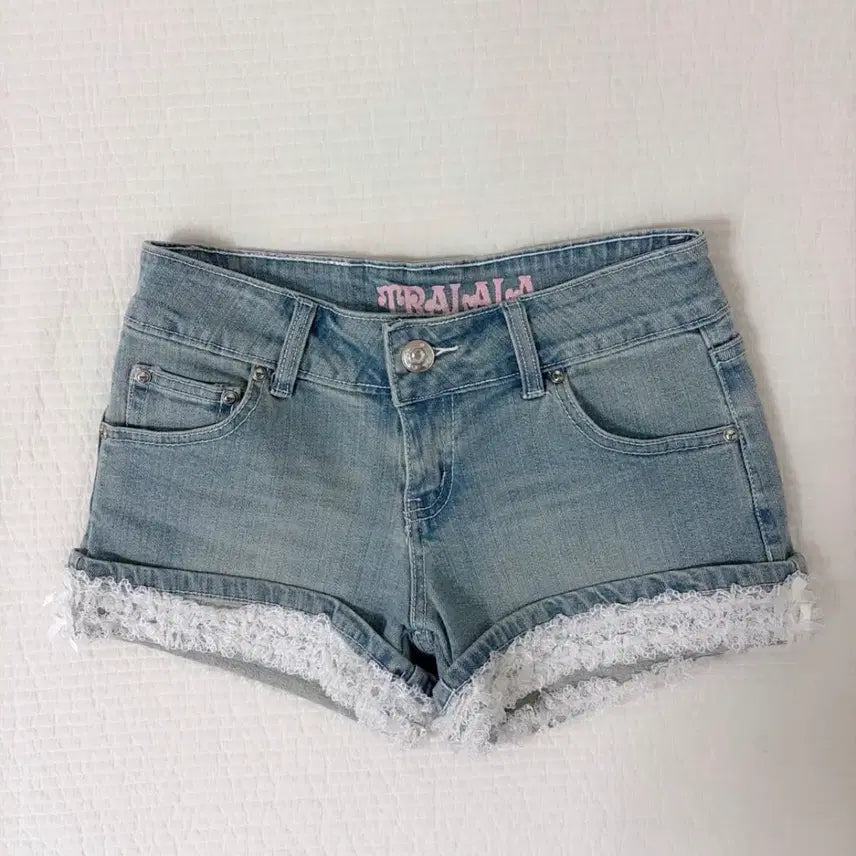 [SOLD OUT] 트랄라라 레이스 라떼갸루 로우라이즈 숏팬츠