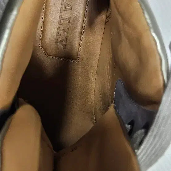 [BUNJANG] Bally High-Top Patent Leather Sneakers / BALLY 발리 유광 하이탑 스니커즈 9D사이즈 270