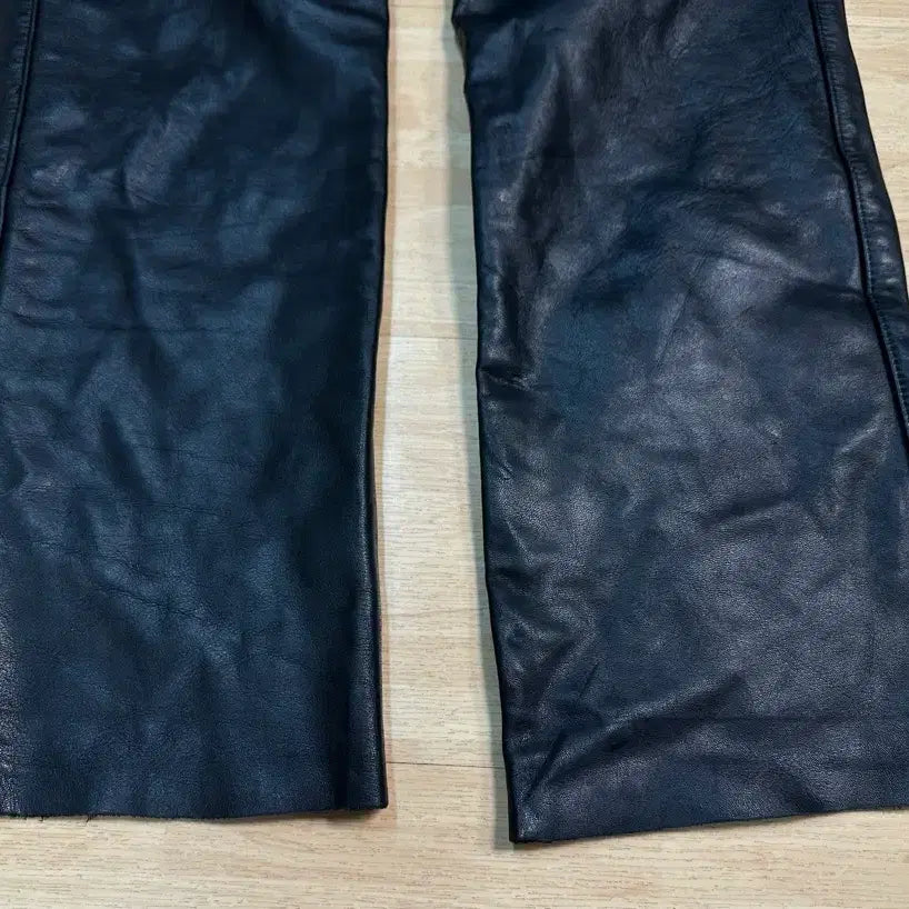 [SOLD OUT] 카도야 소가죽 팬츠
