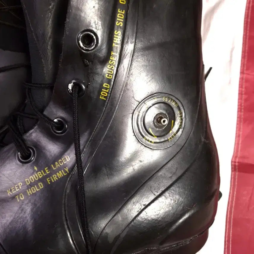 [BUNJANG] US Military Bunny Mickey Mouse Boots / 오리지날 미군 버니 미키마우스부츠,설상화