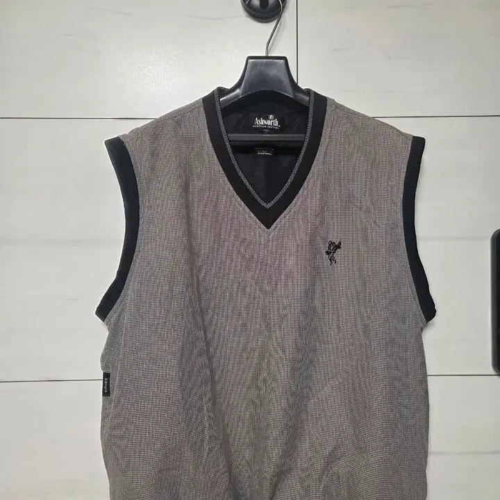 [SOLD OUT] 애쉬워스 브이넥 조끼 남성용