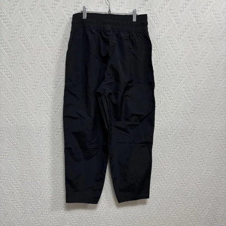 [BUNJANG] Nike City Utility High-Waisted Woven Pants M / 아249 나이키 시티 유틸리티 하이웨스트 우븐 팬츠 M